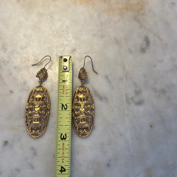 VSA Earrings - Picture 3 of 3
